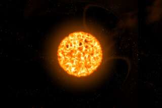 Cette étoile est si grosse qu'elle irait jusqu'à Jupiter si c'était notre Soleil