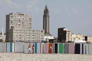 Au Havre, une mini-tornade détruit plusieurs restaurants de plage