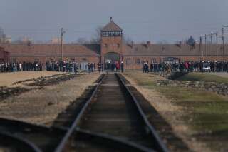 Le musée d'Auschwitz-Birkenau rappelle à l'ordre les visiteurs irrespectueux