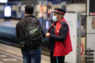 La SNCF teste la prise de température des passagers à la Gare de Lyon, à Paris