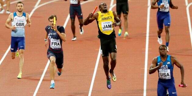 Usain Bolt blessé sur la piste pour la dernière course de sa carrière