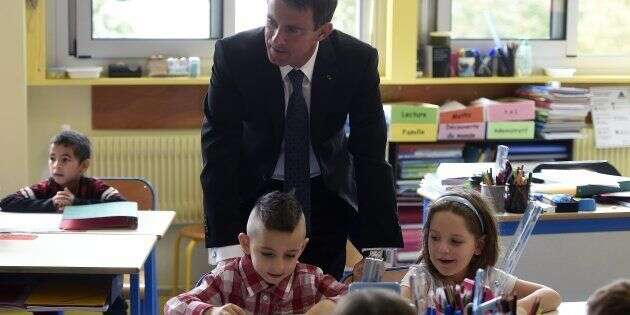 Manuel Valls, alors Premier ministre, visite une école à Bourg-en-Bresse, le 5 septembre 2016.