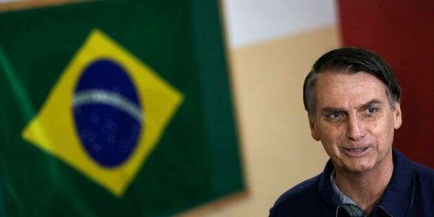 Jair Bolsonaro largement en tête du premier tour de la présidentielle au brésil