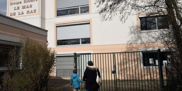 L'école de Villefontaine, dont le directeur a été mis en examen en 2015 après des soupçons de viols sur des dizaines de mineurs.
