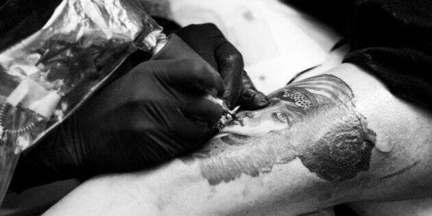 Saviez-vous qu’officiellement, le métier de tatoueur n’existe pas?