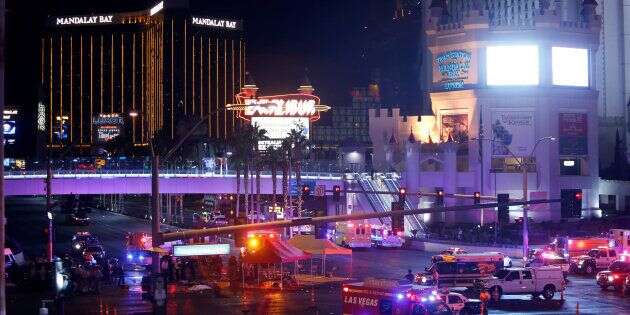 59 morts et plus de 500 blessés à Las Vegas, fusillade la plus sanglante des États-Unis