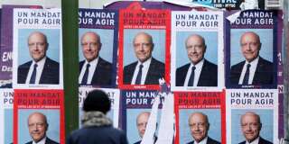 Affiches du candidat à la primaire de la droite Alain Juppé.