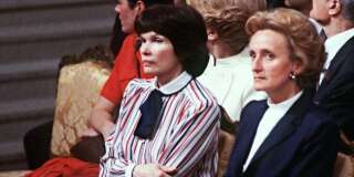 Les premières dames (ici Danielle Mitterrand et Bernadette Chirac) choisissent toujours des causes consensuelles