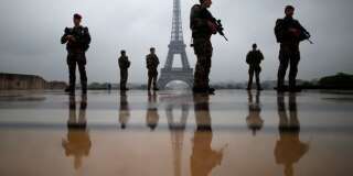 Des soldats de l'opération Sentinelle, devant la Tour Eiffel en 2017, seront mobilisés en marge de l'acte XIX des gilets jaunes.