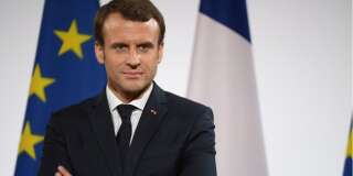 Chômage: Macron dénonce les