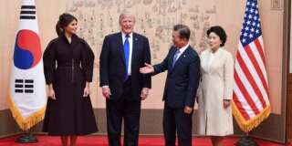 Trump en Corée du Sud, sous l'œil d'une population inquiète de son attitude va-t-en guerre avec Pyongyang
