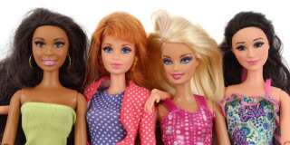 Barbie veut combattre les stéréotypes sexistes après les avoir véhiculés pendant des années