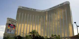 Las Vegas: Faire feu sur la foule depuis sa chambre d'hôtel à des dizaines de mètres, un mode opératoire inédit