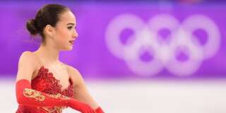 Jeux olympiques d'hiver 2018: cette patineuse de 15 ans offre sa première médaille d'or à la Russie