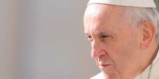 Le pape François (ici le 26 septembre au Vatican) invite à prier en octobre pour