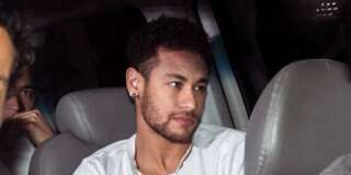 L'opération du pied de Neymar