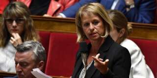 La députée LREM Brigitte Bourguignon demande un moratoire de trois mois sur la hausse des taxes sur l'essence.