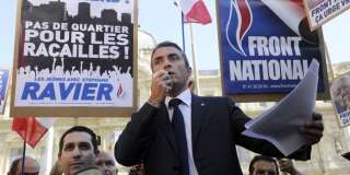 Un élu frontiste marseillais accuse le sénateur Stéphane Ravier (photo) de l'avoir forcé à démissionner sous violence et les menaces.