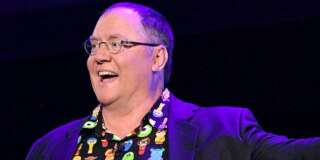 John Lasseter quitte Disney après des accusations de harcèlements sexuels pour rejoindre le groupe Skydance.