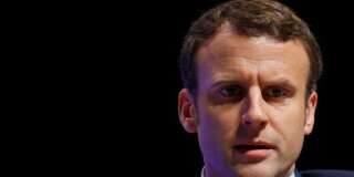 Emmanuel Macron, en réunion à Brest au mois de mars.