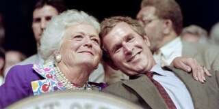 Barbara Bush et son fils George W. Bush à Houston en 1992.