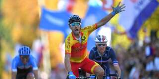Alejandro Valverde champion du monde de cyclisme, Romain Bardet échoue à quelques centimètres