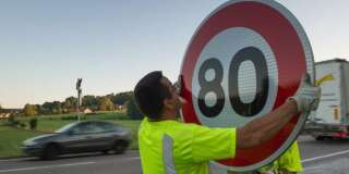Limitation de vitesse à 80 km/h: près de 400.00 kilomètres seraient concernés, plusieurs pétitions en ligne