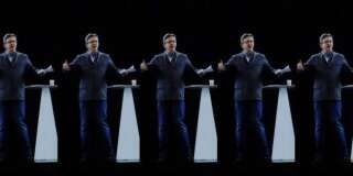 Multi-meeting en hologrammes: les 7 personnalités de Jean-Luc Mélenchon