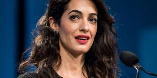 Amal Clooney lors d'une conférence pour les femmes (