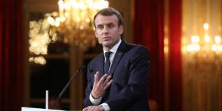 Macron vise les fake news avec une loi. Mais desquelles parle-t-il?
