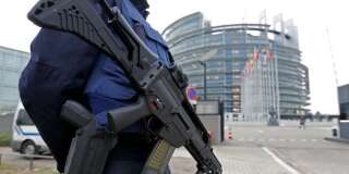 Ce que fait l'UE pour lutter contre le financement du terrorisme et le crime organisé.
