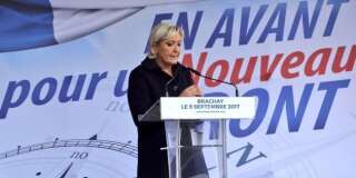 Marine Le Pen à Brachay, en septembre dernier, avait annoncé son intention de changer le nom du FN.