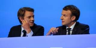 François Baroin et Emmanuel Macron lors du Congrès des maires de France à Paris le 23 novembre 2017.