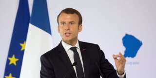 Emmanuel Macron s’isole de plus en plus de la société française entière, il va le payer cher