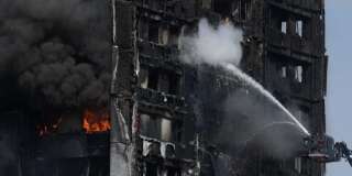 Incendie de Londres: une veillée pour le Ramadan a peut-être sauvé des habitants de la Grenfell Tower