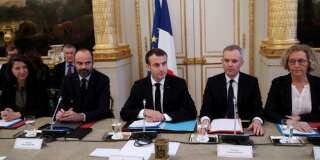 Le président de la République Emmanuel Macron et son ministre de la Transition écologique François de Rugy sont confrontés à une vague de contestation contre