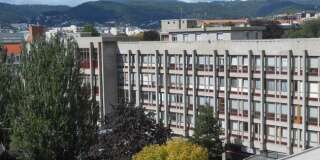 Les frais d'inscription des étudiants étrangers à la fac de Clermont-Ferrand ne seront pas augmentés (Photo: Un bâtiment de l'Université Clermont Auvergne)