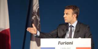 Emmanuel Macron lors de son déplacement en Corse pendant la campagne présidentielle.