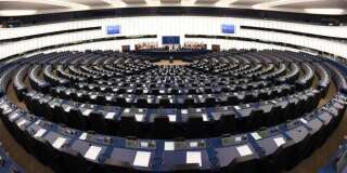 Le Parlement européen a rejeté le principe de listes transnationales aux européennes que défendait le président de la République.