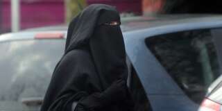 Une femme portant un niqab à Rouaix en 2014.