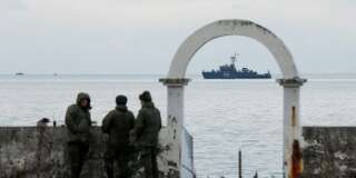 Les recherches se poursuivent pour retrouver l'épave de l'avion militaire russe qui s'est écrasé en mer Noire, ici le 26 décembre près de Sotchi.