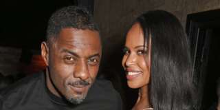 Idris Elba fait sa demande en mariage au milieu d'un cinéma