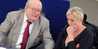 Jean-Marie Le Pen, ici au Parlement européen avec sa fille Marine, ne sera pas sur la liste RN aux européennes.