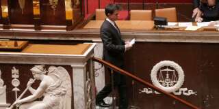 Le Premier ministre Manuel Valls à l'Assemblée nationale, après avoir annoncé le recours au 49.3 sur la Loi Travail,  le 5 juillet 2016.