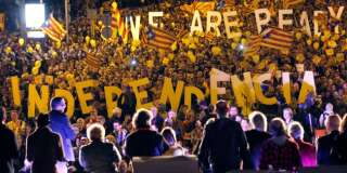 Des centaines de maires de Catalogne risquent l'arrestation.