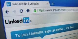 The sign up page of Linkedin.com is seen in Singapore, May 20, 2011. LinkedIn Corp's shares more than doubled in their public trading debut on Thursday, evoking memories of the investor love affair with Internet stocks during the dot-com boom of the late 1990s. REUTERS/David Loh  (SINGAPORE - Tags: BUSINESS)