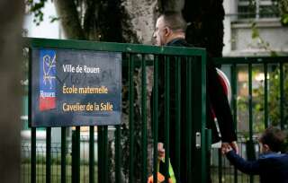 Des enseignants de plusieurs établissements de la ville de Rouen ont fait jouer leur droit de retrait