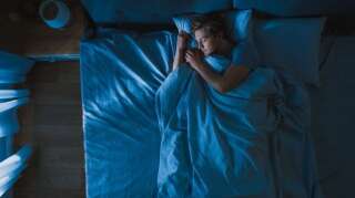 Il existe des moyens de prévenir le réveil au milieu de la nuit, selon les experts