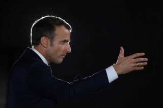 Macron surprend en dénonçant 