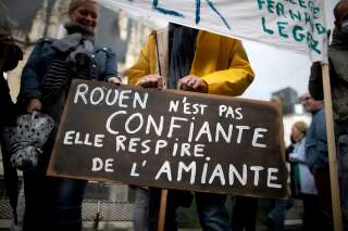 Un manifestant photographié à Rouen le 1er octobre (Illustration).